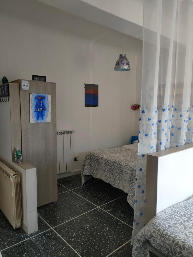 La Casa Di Zahra Lägenhet Riccò del Golfo di Spezia Exteriör bild