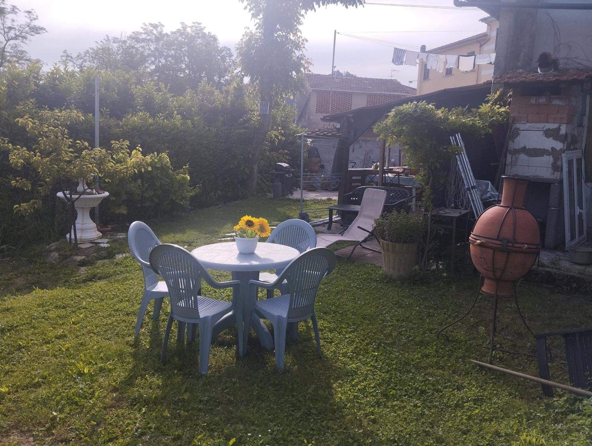 La Casa Di Zahra Lägenhet Riccò del Golfo di Spezia Exteriör bild